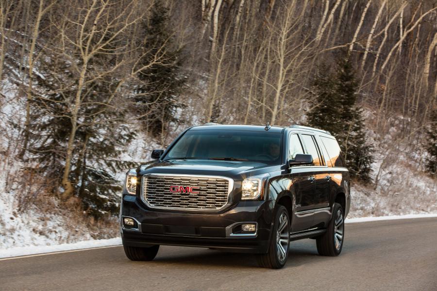  GMC Yukon XL Denali (GMTK2YG) 2017 года  (фото 4 из 5)